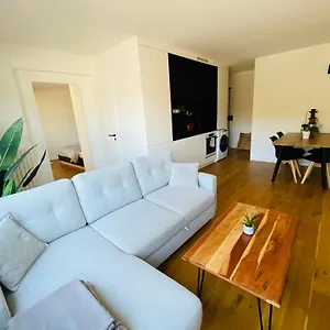appartement-69003.hotels-rhonealpes.com/