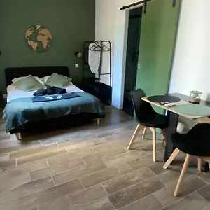 studio-californie-beach.fr-provencehotel.com/